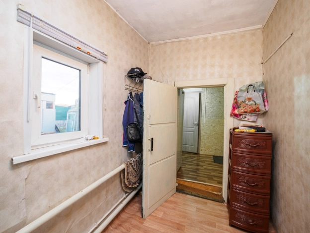 Купить дом в Микрорайоне Порт-Артур в Омске. Вариант № 3997353, 14, площадь -  квм, цена 3500000 рублей