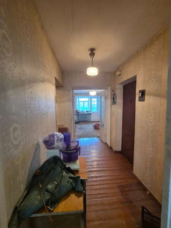 Купить трехкомнатную квартиру в Сыктывкаре. Вариант № 37144, 10, площадь -  квм, цена 5500000 рублей