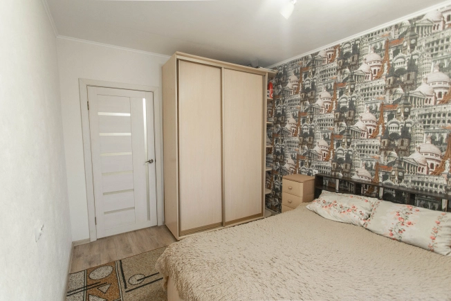 Купить четырехкомнатную квартиру в Амурской области. Вариант № 7240345, 3, площадь -  квм, цена 9500000 рублей