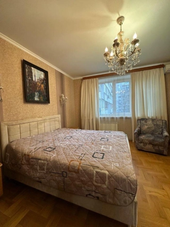 Купить квартиру в Москве. Вариант № 9813973, 0, площадь -  квм, цена 32000000 рублей