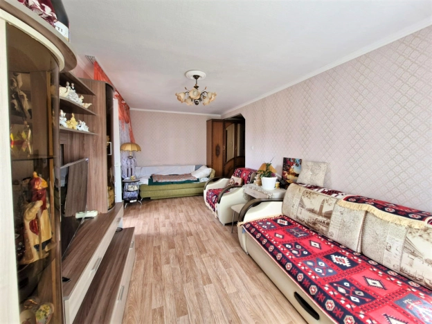 Купить однокомнатную квартиру на вторичке на улице проспект Строителей в Пензе. Вариант № 44578, 1, площадь -  квм, цена 3300000 рублей