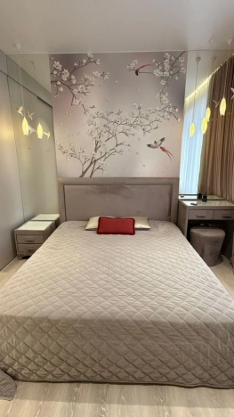 Купить двухкомнатную квартиру в районе Василеостровский в Санкт-Петербурге. Вариант № 9624169, 13, площадь -  квм, цена 33000000 рублей