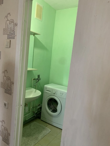 Снять двухкомнатную квартиру в Микрорайоне 9-й, Тобольск в Тобольске. Вариант № 10650185, 15, площадь - квм, цена 40000 рублей