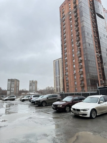 Купить Студию в районе Заельцовский в Новосибирске. Вариант № 22318, 14, площадь -  квм, цена 5400000 рублей