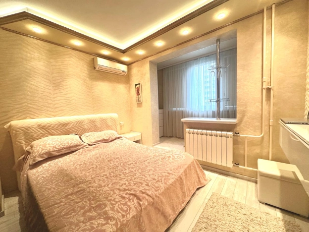 Купить квартиру в Москве. Вариант № 8176516, 0, площадь -  квм, цена 12300000 рублей