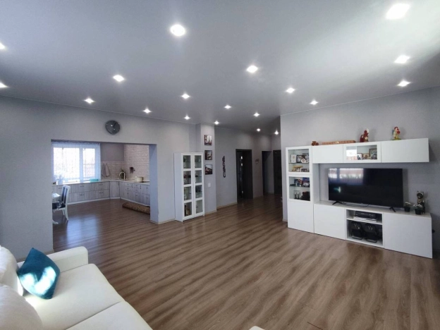 Купить дом в Москве. Вариант № 9130224, 10, площадь - квм, цена 21000000 рублей