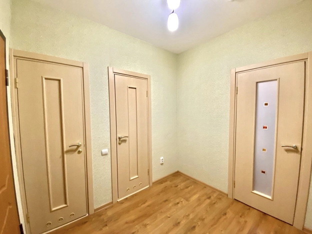 Купить квартиру в Белгороде. Вариант № 10340130, 12, площадь -  квм, цена 6100000 рублей