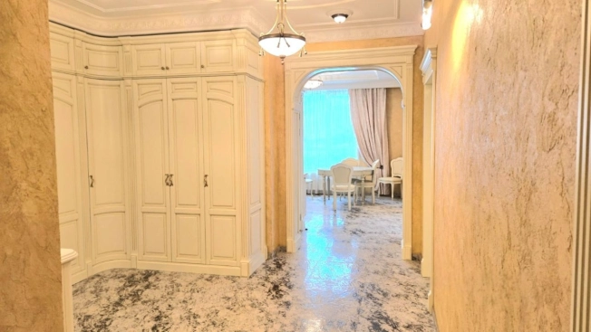 Купить квартиру в Москве. Вариант № 7613711, 8, площадь - квм, цена 53000000 рублей