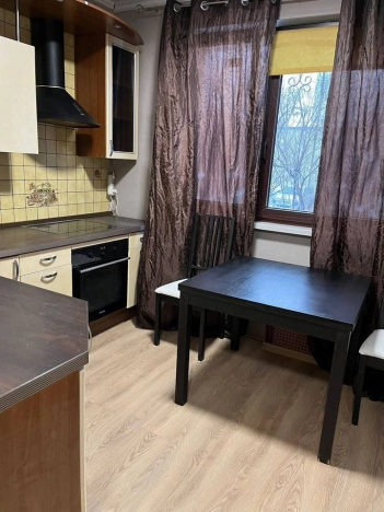 Купить квартиру в Москве. Вариант № 8984490, 0, площадь - квм, цена 12000000 рублей