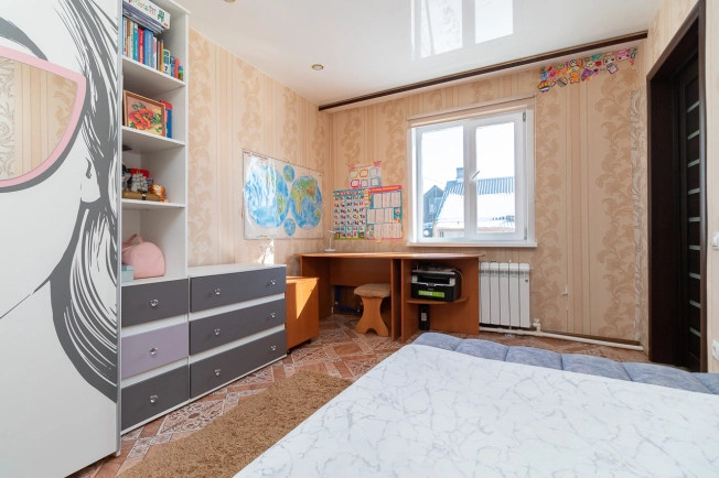 Купить дом в Омске. Вариант № 5779, 19, площадь -  квм, цена 9360000 рублей