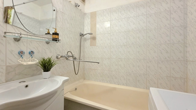 Купить двухкомнатную квартиру в Липецкой области. Вариант № 7999916, 27, площадь - квм, цена 4200000 рублей