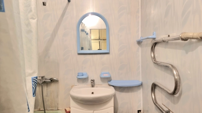 Купить многокомнатную квартиру в Архангельской области. Вариант № 10012483, 17, площадь -  квм, цена 3500000 рублей