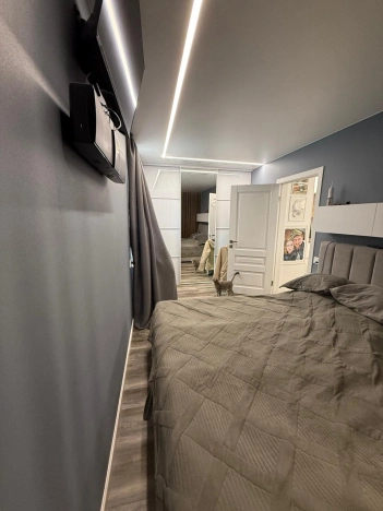 Купить четырехкомнатную квартиру в Новосибирской области. Вариант № 9416385, 21, площадь -  квм, цена 8500000 рублей