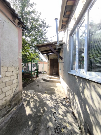 Купить дом на улице Везельская в Белгороде. Вариант № 6768580, 38, площадь -  квм, цена 5700000 рублей