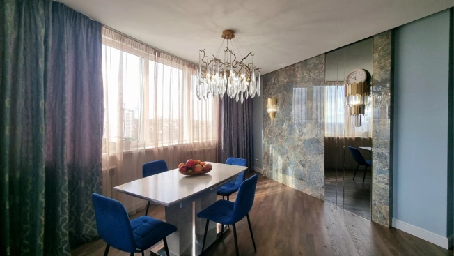 Купить трехкомнатную квартиру в Ростовской области. Вариант № 8760875, 0, площадь -  квм, цена 36500000 рублей