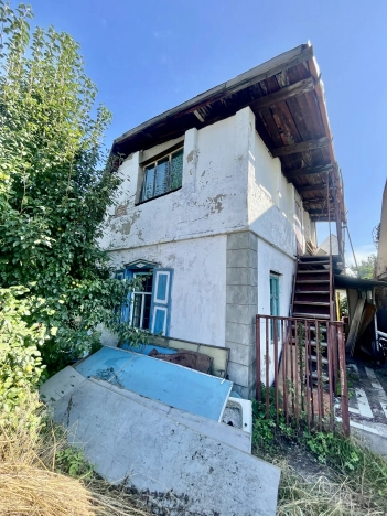 Купить дом на улице Колхозная в Алтайском крае. Вариант № 12172, 1, площадь -  квм, цена 590000 рублей