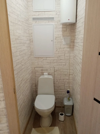 Купить трехкомнатную квартиру на улице Жилмассив в Новосибирской области. Вариант № 8970340, 8, площадь -  квм, цена 5650000 рублей