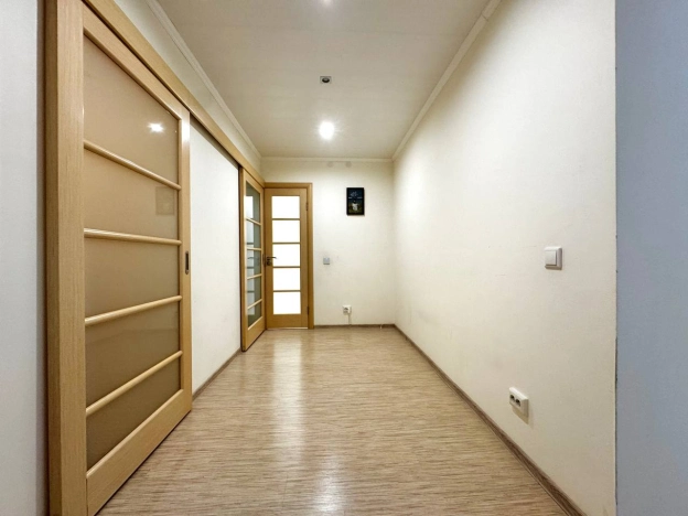 Купить квартиру в Иванове. Вариант № 9327125, 8, площадь -  квм, цена 11000000 рублей