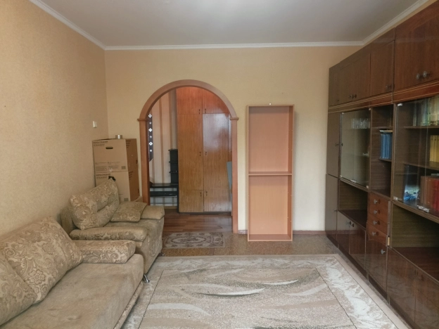 Купить квартиру в Омске. Вариант № 9804919, 7, площадь -  квм, цена 7500000 рублей