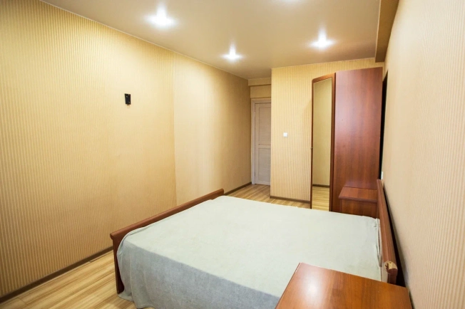 Купить квартиру на улице Комарова в Улан-Удэ. Вариант № 9579948, 10, площадь -  квм, цена 9400000 рублей