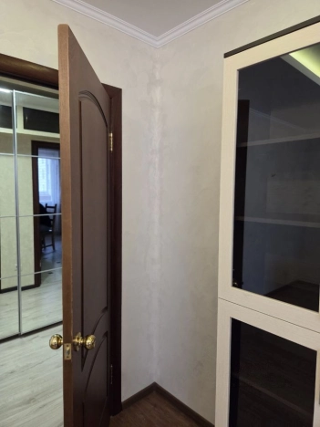 Купить двухкомнатную квартиру на улице Пыжёвский переулок в Москве. Вариант № 10132747, 20, площадь -  квм, цена 9450000 рублей