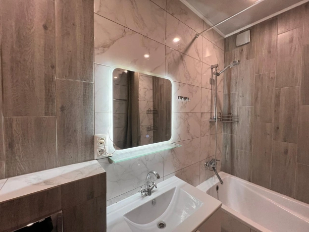 Купить трехкомнатную квартиру в ЖК Донские просторы в Воронеже. Вариант № 33114, 12, площадь -  квм, цена 9900000 рублей