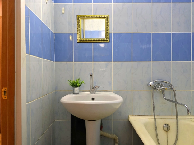 Купить однокомнатную квартиру на улице проезд Алексея Афанасьева в Петрозаводске. Вариант № 37680, 7, площадь -  квм, цена 4990000 рублей