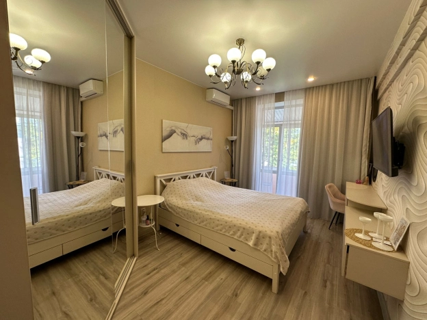 Купить квартиру на вторичке в Иркутске. Вариант № 5373651, 18, площадь -  квм, цена 11991991 рублей