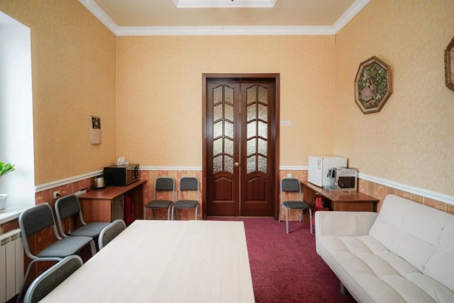 Купить коммерческую недвижимость в Омске. Вариант № 46073, 26, площадь -  квм, цена 26000000 рублей