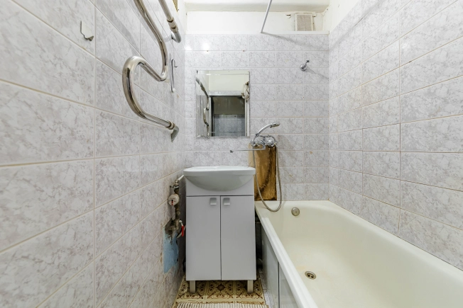 Купить однокомнатную квартиру в районе Приморский в Санкт-Петербурге. Вариант № 3305573, 13, площадь -  квм, цена 8000000 рублей