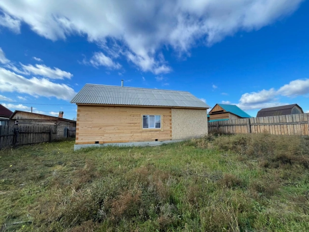 Купить дом в Улан-Удэ. Вариант № 6693656, 5, площадь -  квм, цена 3350000 рублей