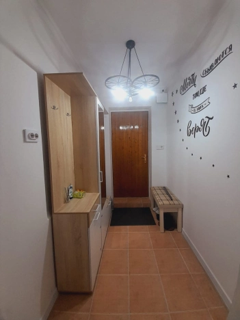 Купить трехкомнатную квартиру на улице 6-я Линия в Ростовской области. Вариант № 3948136, 3, площадь -  квм, цена 9600000 рублей