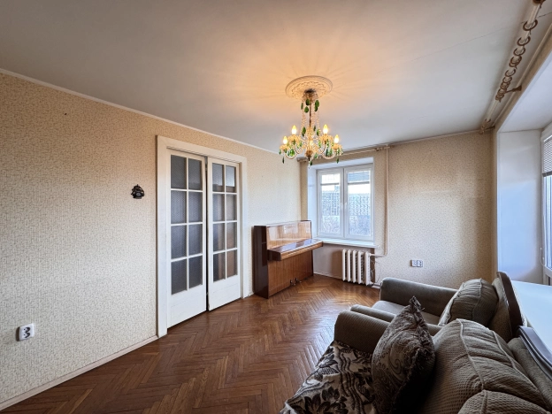 Купить двухкомнатную квартиру у метро Площадь Мужества в Санкт-Петербурге. Вариант № 35226, 6, площадь -  квм, цена 9300000 рублей