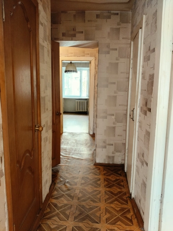 Купить трехкомнатную квартиру на вторичке в районе Октябрьский в Владимире. Вариант № 5482283, 15, площадь -  квм, цена 4500000 рублей