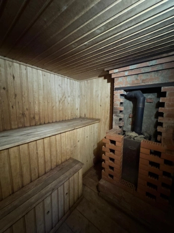 Купить дом в Москве. Вариант № 7590713, 8, площадь - квм, цена 8800000 рублей