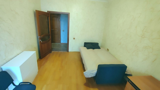 Купить двухкомнатную квартиру в Ростовской области. Вариант № 9799745, 8, площадь -  квм, цена 8500000 рублей