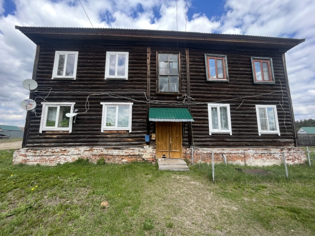 Купить трехкомнатную квартиру на улице Больничный Городок в Владимирской области. Вариант № 42052, 2, площадь -  квм, цена 900000 рублей