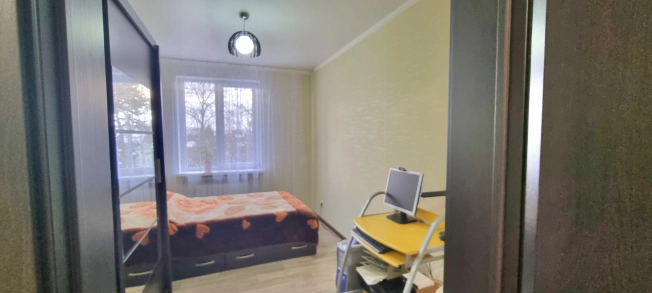 Купить четырехкомнатную квартиру в Калининграде. Вариант № 18504, 9, площадь -  квм, цена 10300000 рублей