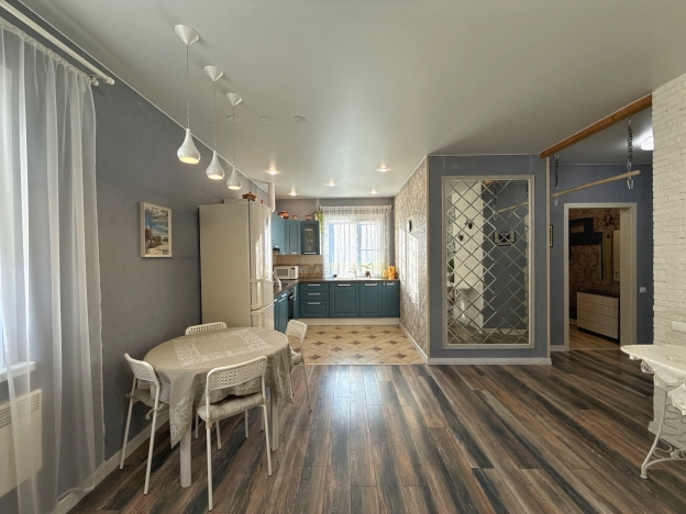 Купить дом в Москве. Вариант № 6657835, 17, площадь -  квм, цена 8990000 рублей