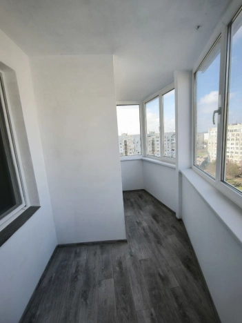 Купить трехкомнатную квартиру в Керчи. Вариант № 30433, 6, площадь - квм, цена 7999000 рублей