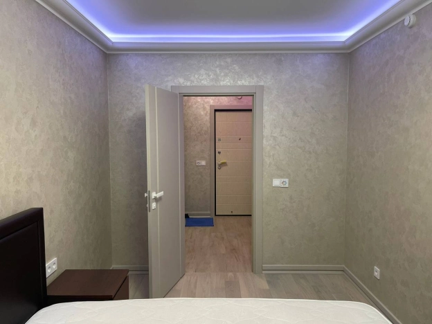 Купить однокомнатную квартиру у метро Площадь Мужества в Санкт-Петербурге. Вариант № 49748, 31, площадь -  квм, цена 8600000 рублей