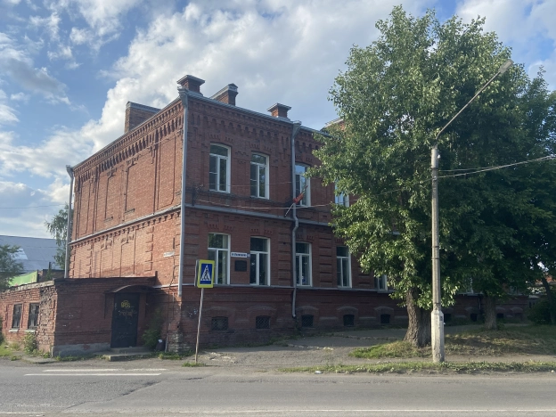 Купить коммерческую недвижимость в Бийске. Вариант № 25241, 1, площадь - квм, цена 5600000 рублей