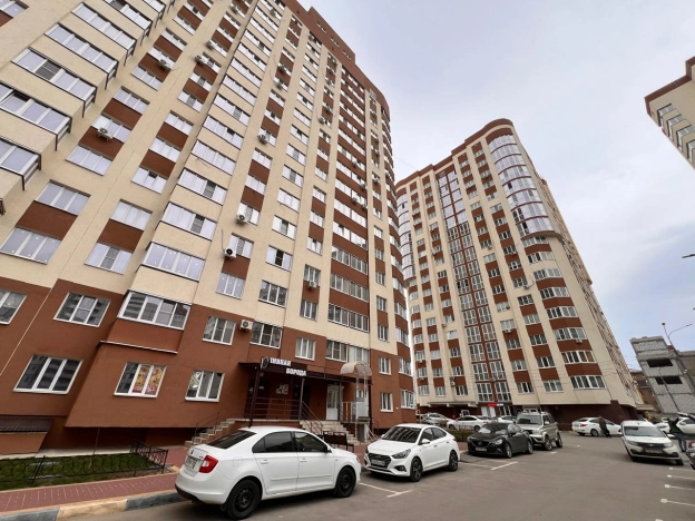 Купить трехкомнатную квартиру в ЖК Донские просторы в Воронеже. Вариант № 33114, 20, площадь -  квм, цена 9900000 рублей