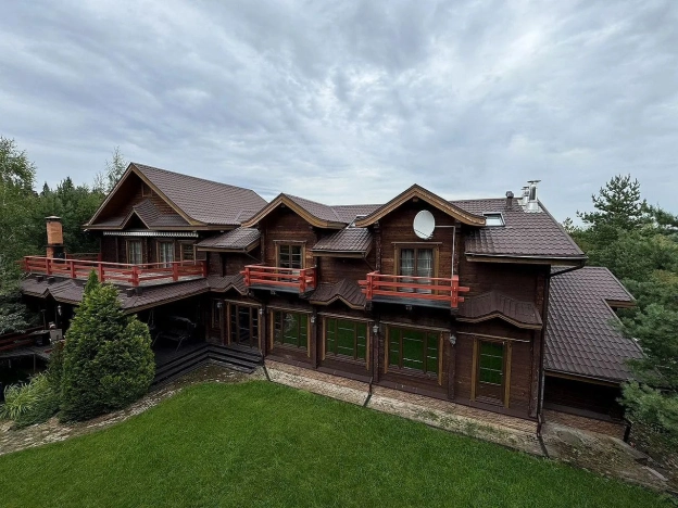 Купить дом в Москве. Вариант № 9317919, 0, площадь - квм, цена 83000000 рублей