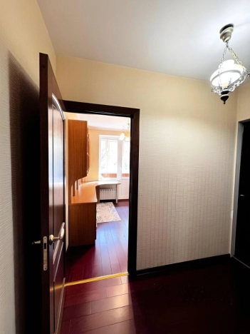 Купить квартиру в Москве. Вариант № 10176229, 3, площадь - квм, цена 27499000 рублей