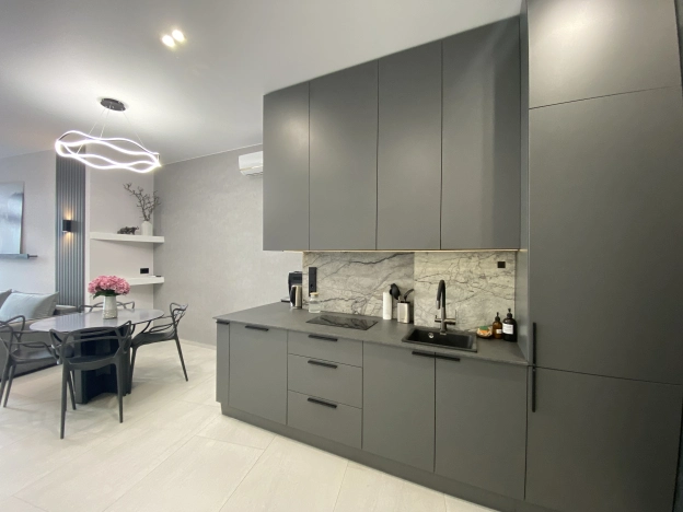 Купить двухкомнатную квартиру в районе Московский в Калининграде. Вариант № 7702648, 4, площадь -  квм, цена 25900000 рублей