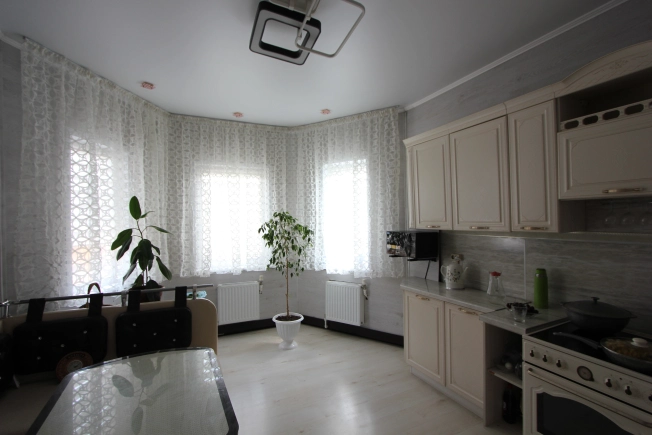 . Вариант № 10167, 5, площадь - 140 квм, цена 12300000 рублей