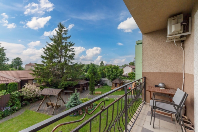 Купить двухкомнатную квартиру в районе Ленинградский в Калининградской области. Вариант № 51306, 9, площадь -  квм, цена 10390000 рублей