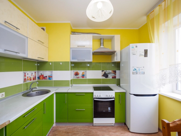 Купить однокомнатную квартиру в Омске. Вариант № 3993678, 6, площадь -  квм, цена 4900000 рублей