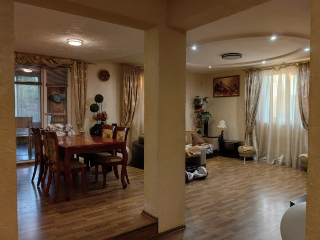 Купить дом в Лакинске. Вариант № 2976, 6, площадь -  квм, цена 25000000 рублей